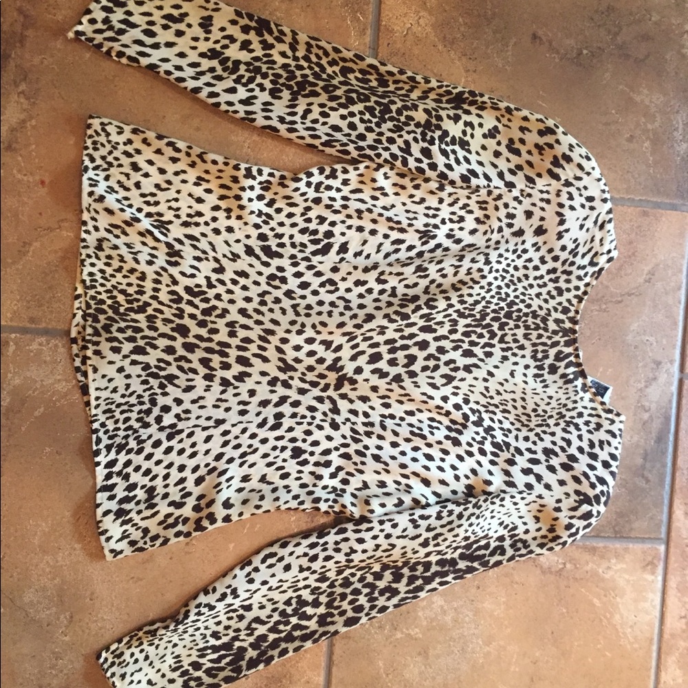 Vtg Valentino silk leopard print blouse - 8